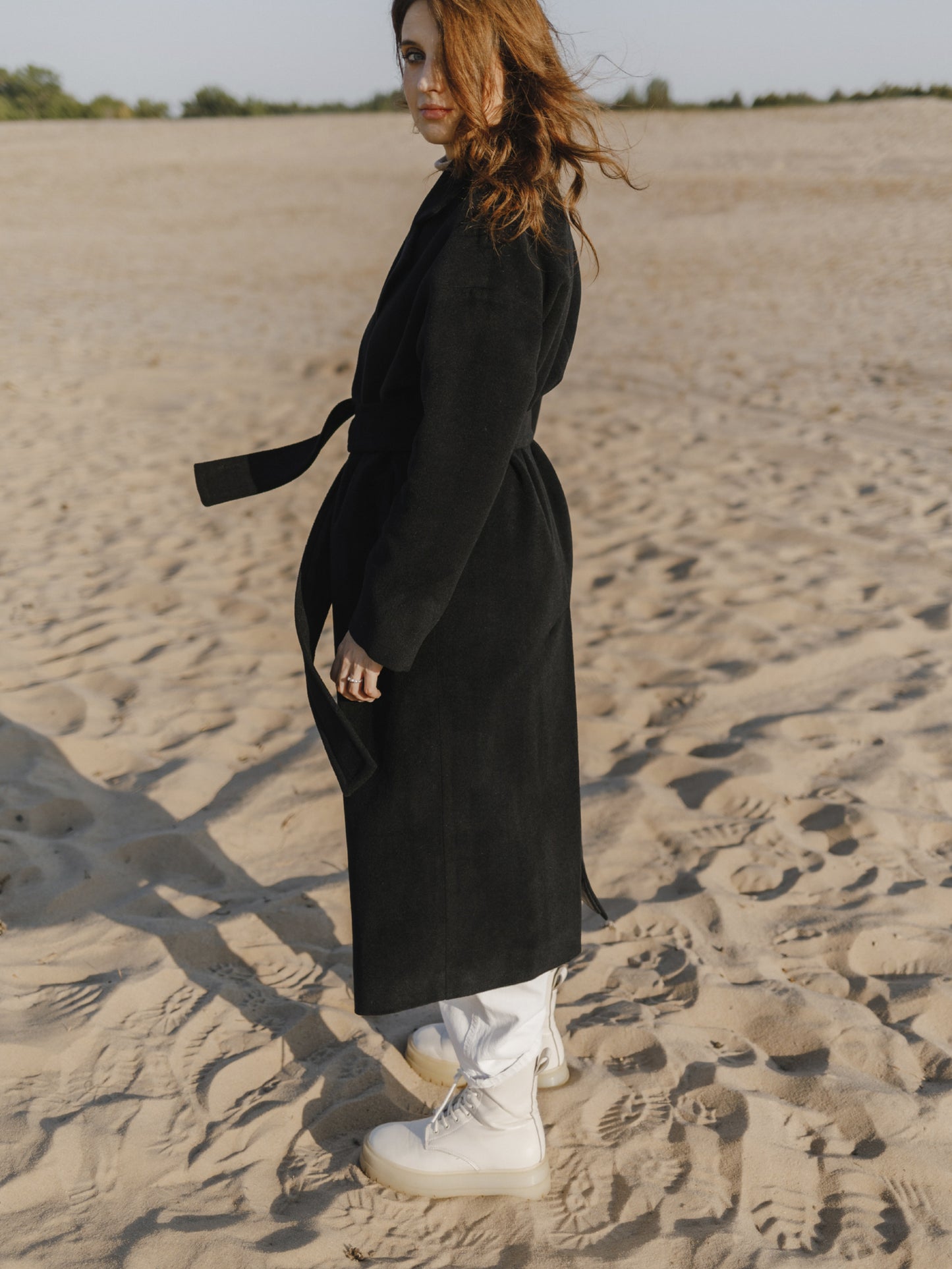 Long coat with belt, Black